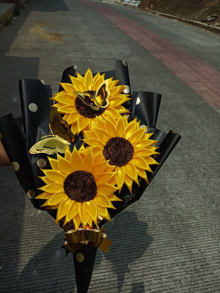 3 Girasoles Fabricadas a Mano con Papel Especial Darck | Profesional